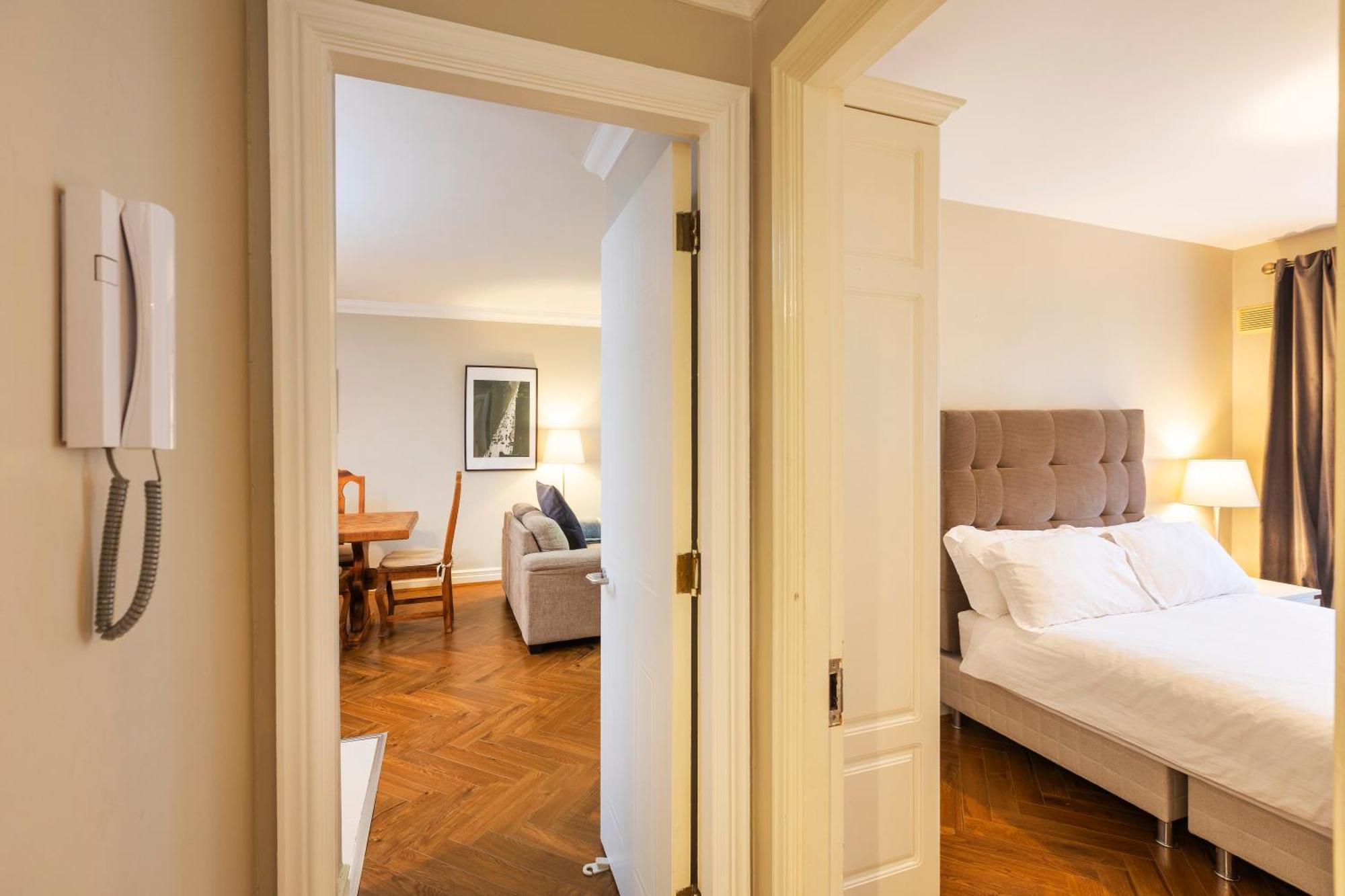Apartment The Picasso - Trendy 2 Bd Ap- 4 - Super Fast Wifi