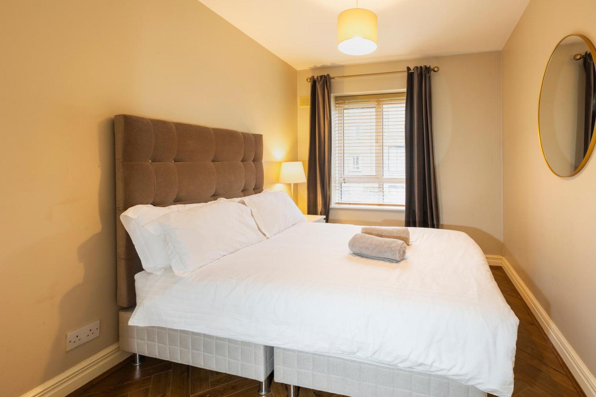 Apartment The Picasso - Trendy 2 Bd Ap- 4 - Super Fast Wifi