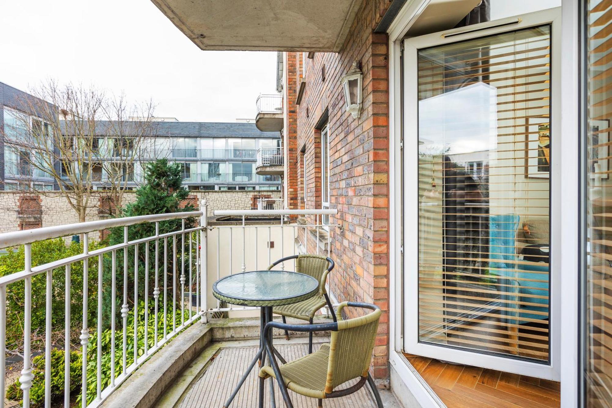 The Picasso - Trendy 2 Bd Ap- 4 - Super Fast Wifi Apartment Dublin